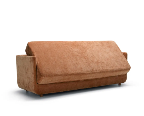 Canapé en tissu marron dont le dossier est partiellement incliné, sur fond blanc. Canape Paris by Atelier Bis